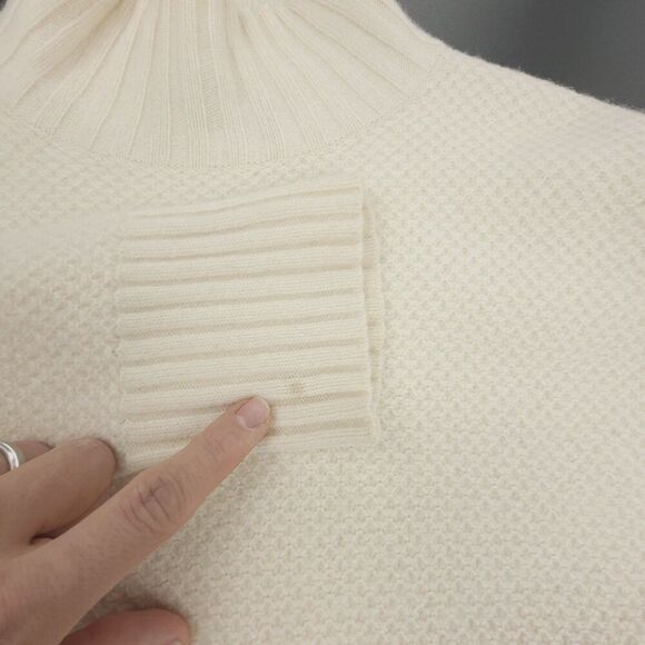 Everlane The Honeycomb Funnel Neck in Wool Cashmere Bone Minimal Quiet Luxury - Picture 7 of 9